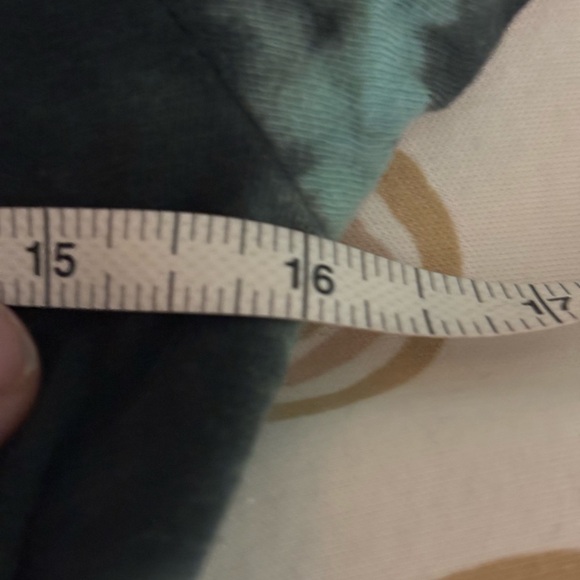 Hybrid‎ Apparel Womens Medium Teal Black Tie Dye Heart Graphic Crewneck Tee - Picture 5 of 6